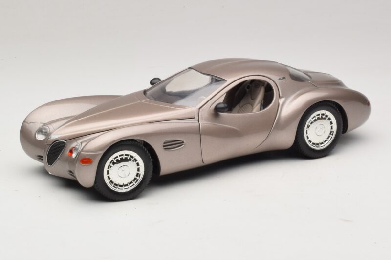 Chrysler Atlantic Bēšs Guiloy 1:18 68570 Metāls