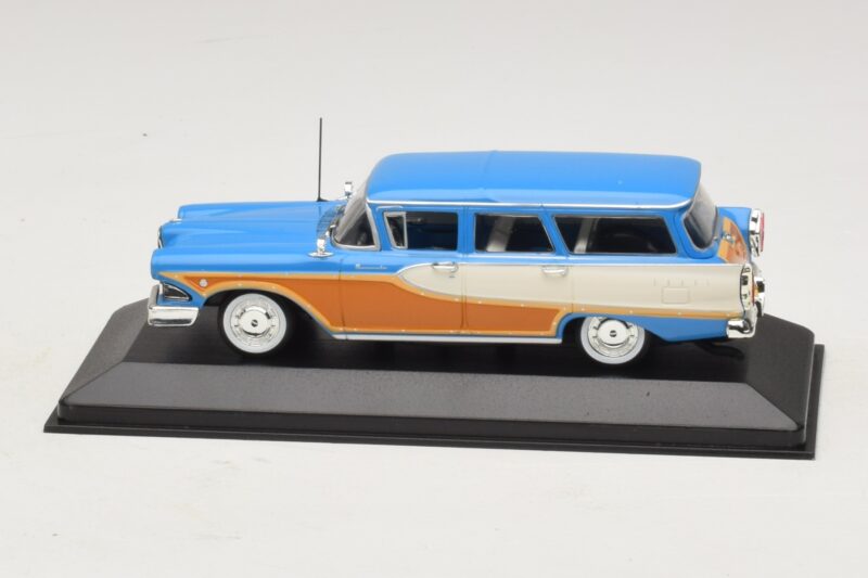 Edsel Bermuda Universāls Caribbean Turquoise Minichamps 1:43 Edsel Bermuda Universāls Caribbean Turquoise Minichamps 1:43 400082014 Metāls