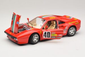 Ferrari 288 GTO #40 Sarkans Bburago 1:18 3027-P4 Metāls — attēls 2 no 8