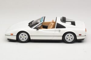 Ferrari 328 GTS US Version Balts KK-Scale 1:18 KKDC181703 Metāls — attēls 4 no 7