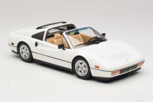 Ferrari 328 GTS US Version Balts KK-Scale 1:18 KKDC181703 Metāls — attēls 5 no 7