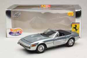 Ferrari 365 GTS Chrome Silver Hot Wheels 1:18 25738 Metāls — attēls 8 no 8