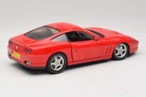Ferrari 550 Maranello Sarkans Majorette 1:18 5974 Metāls — attēls 3 no 8