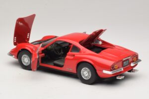 Ferrari Dino 246 Sarkans Majorette 1:18 5271 Metāls — attēls 5 no 8