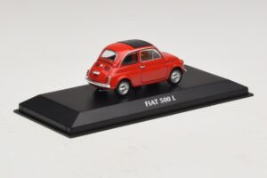 Fiat 500 L Sarkans Maxichamps 1:43 940121600 Metāls — attēls 2 no 5
