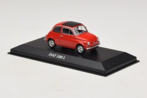 Fiat 500 L Sarkans Maxichamps 1:43 940121600 Metāls — attēls 3 no 5