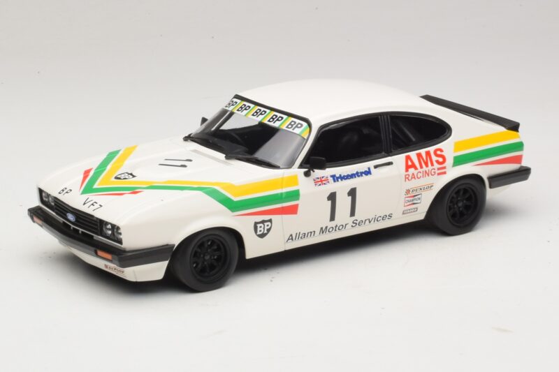 Ford Capri 3.0 #11 Allam Motor Services Silverstone Club Circuit Race BSCC 1979 Minichamps 1:18 155798611 Metāls