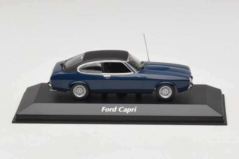 Ford Capri II Tumši Zils Maxichamps 1:43 940081201 Metāls