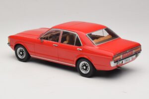 Ford Consul Sarkans MCG 1:18 MCG18568 Metāls — attēls 5 no 6