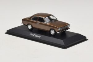 Ford Escort Mk1 Brūns Metālisks Maxichamps 1:43 940081000 Metāls — attēls 3 no 5