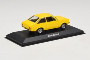 Ford Escort Mk2 Dzeltens Maxichamps 1:43 940084100 Metāls — attēls 2 no 5