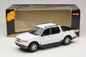 Ford Explorer Sport Trac Balts Maisto 1:18 36891 Metāls — attēls 8 no 8
