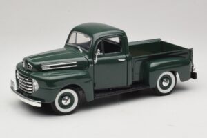 Ford F-1 Zaļš Road Legends 1:18 92218 Metāls