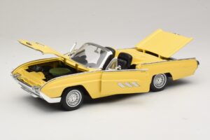 Ford Thunderbird Kabriolets Dzeltens Anson 1:18 30334-P1 Metāls — attēls 2 no 8