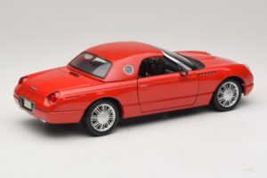 Ford Thunderbird Sarkans Maisto 1:18 31620 Metāls — attēls 3 no 8