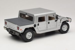 Hummer H1 Hardtop Sudraba Maisto 1:18 36857 Metāls — attēls 3 no 8