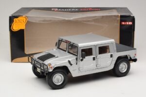 Hummer H1 Hardtop Sudraba Maisto 1:18 36857 Metāls — attēls 8 no 8