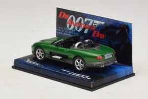 Jaguar XKR X100 Roadster Die Another Day Minichamps 1:43 045149 Metāls — attēls 3 no 5