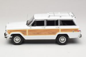 Jeep Grand Wagoneer Balts KK-Scale 1:18 KKDC181111 Metāls — attēls 3 no 6