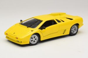 Lamborghini Diablo Dzeltens Maisto 1:18 32803 Metāls