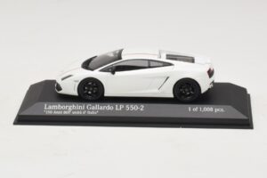 Lamborghini Gallardo LP550-2 Tricolore Balts Minichamps 1:43 400103801 Metāls
