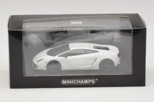 Lamborghini Gallardo LP550-2 Tricolore Balts Minichamps 1:43 400103801 Metāls — attēls 5 no 5