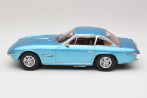 Lamborghini Islero S Gaiši Zils Metālisks KK-Scale 1:18 KKDC181581 Metāls — attēls 3 no 6