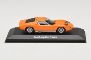 Lamborghini Miura P400 Oranžs Maxichamps 1:43 940103001 Metāls