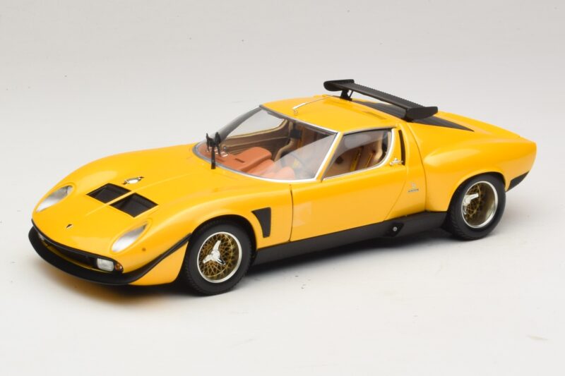 Lamborghini Miura SVR Dzeltens & Melns Kyosho 1:18 08319GY Metāls
