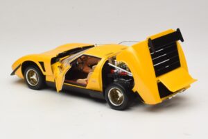 Lamborghini Miura SVR Dzeltens & Melns Kyosho 1:18 08319GY Metāls — attēls 5 no 8