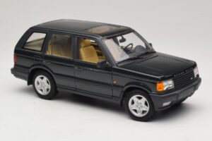 Land Rover Range Rover P38A 4.6 HSE Zaļš Metālisks AUTOart 1:18 70010 Metāls — attēls 6 no 8