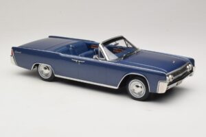 Lincoln Continental Convertible Zils Metālisks The Lincoln Lawyer KK-Scale 1:18 KKDC181522 Metāls — attēls 5 no 7