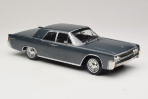 Lincoln Continental Pelēks Metālisks Marnie KK-Scale 1:18 KKDC181482 Metāls — attēls 4 no 6