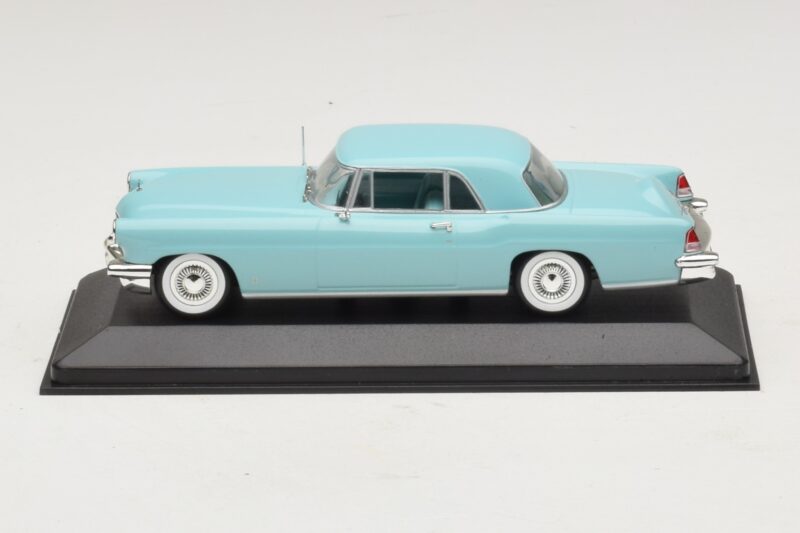 Lincoln Continental Mark II Tirkīza Minichamps 1:43 Lincoln Continental Mark II Tirkīza Minichamps 1:43 400082305 Metāls