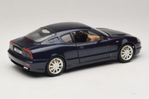 Maserati 3200 GT Zils Bburago 1:18 3371-P1 Metāls — attēls 3 no 8