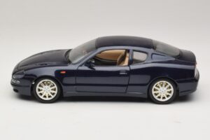 Maserati 3200 GT Zils Bburago 1:18 3371-P1 Metāls — attēls 4 no 8