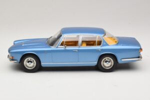 Maserati Quattroporte I Gaiši Zils Metālisks KK-Scale 1:18 KKDC181514 Metāls — attēls 3 no 6