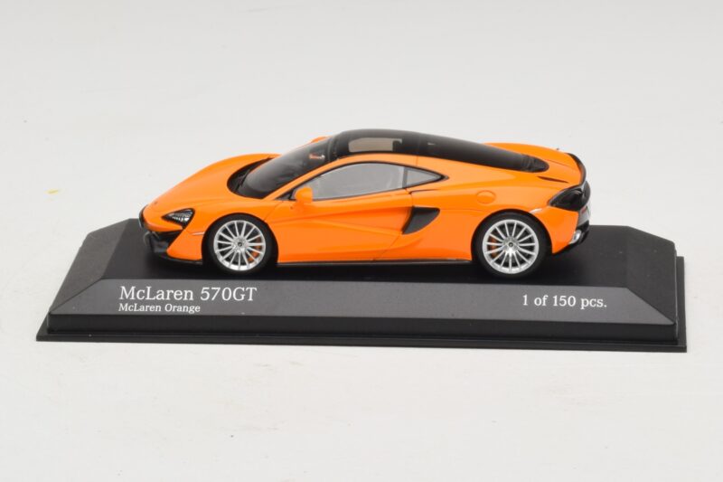 McLaren 570GT Oranžs Minichamps 1:43 McLaren 570GT Oranžs Minichamps 1:43 537154521 Metāls