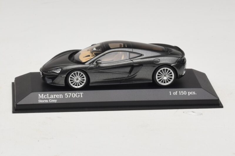 McLaren 570GT Storm Grey Minichamps 1:43 McLaren 570GT Storm Grey Minichamps 1:43 537154520 Metāls