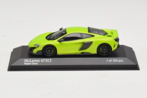McLaren 675LT Napier Green Minichamps 1:43 537154422 Metāls