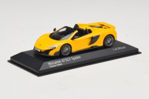 McLaren 675LT Spider Volcano Yellow Minichamps 1:43 537154430 Metāls — attēls 2 no 5