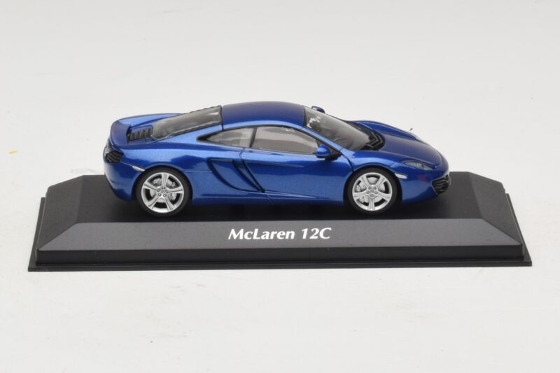 McLaren MP4-12C Blue Metallic Maxichamps 1:43 940133021 Metāls
