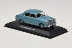 Mercedes 180 W120 Zils Maxichamps 1:43 940033102 Metāls — attēls 3 no 5