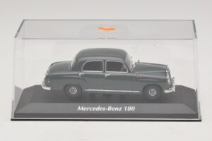 Mercedes 180 W120 Pelēks Maxichamps 1:43 940033100 Metāls — attēls 4 no 5