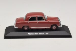 Mercedes 180 W120 Sarkans Maxichamps 1:43 Mercedes 180 W120 Sarkans Maxichamps 1:43 940033101 Metāls