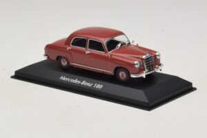 Mercedes 180 W120 Sarkans Maxichamps 1:43 940033101 Metāls — attēls 3 no 5