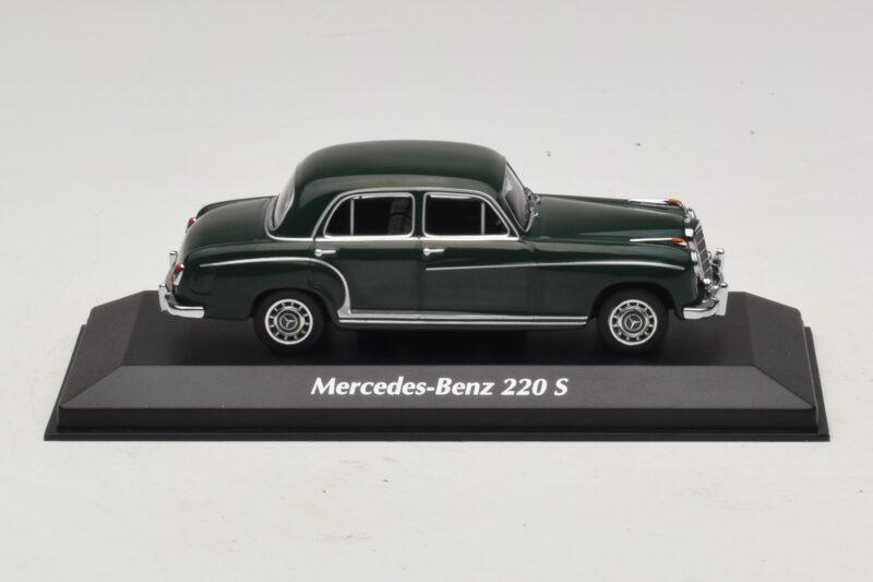 Mercedes 220 S W180 Tumši Zaļš Maxichamps 1:43 940033001 Metāls