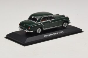 Mercedes 220 S W180 Tumši Zaļš Maxichamps 1:43 940033001 Metāls — attēls 2 no 5