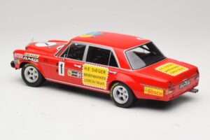 Mercedes 300 SEL 6.8 #1 H. Heyer / Betzler 24 Hours of Nurburgring 1972 Minichamps 1:18 155723401 Metāls — attēls 5 no 6