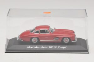 Mercedes 300 SL W198 Sarkans Maxichamps 1:43 940039001 Metāls — attēls 4 no 5